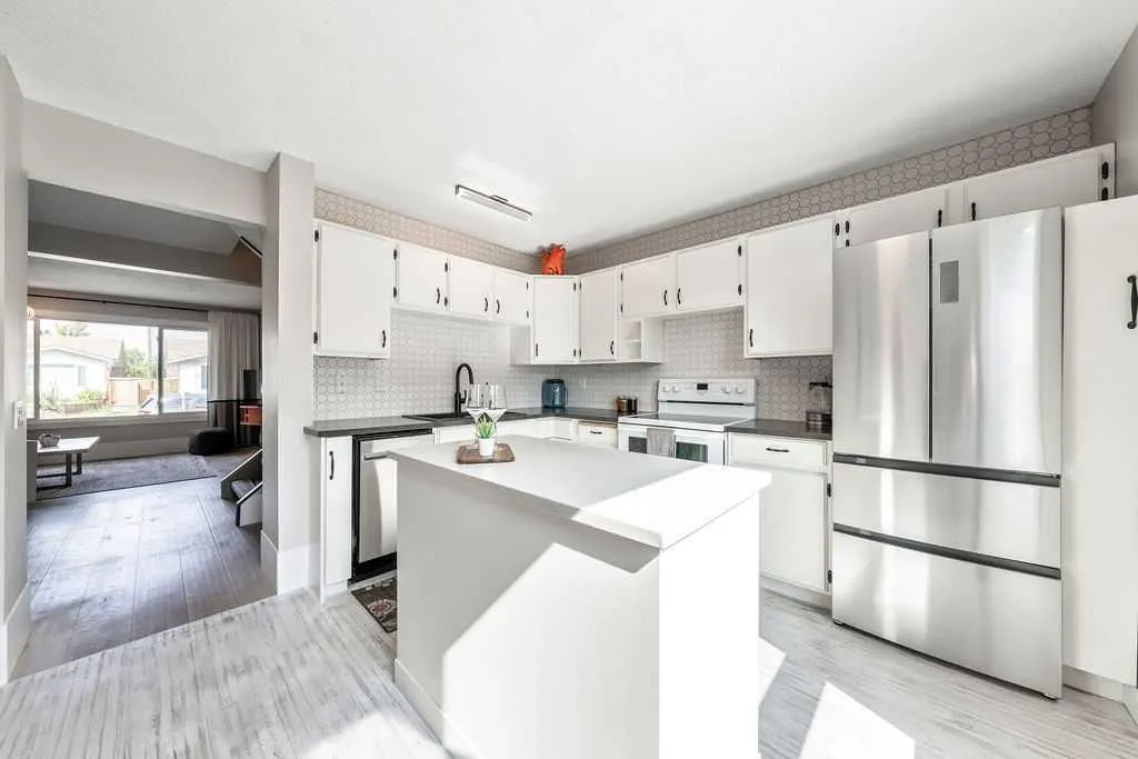 41 Midridge Gardens SE