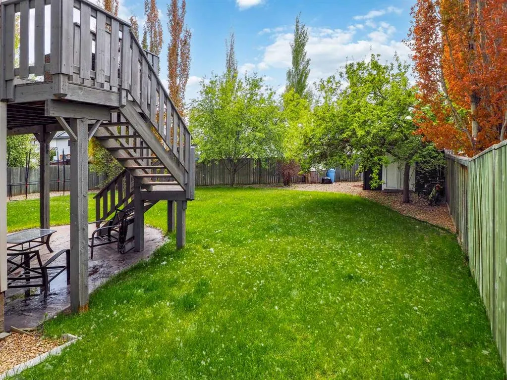 23 Dobson Close