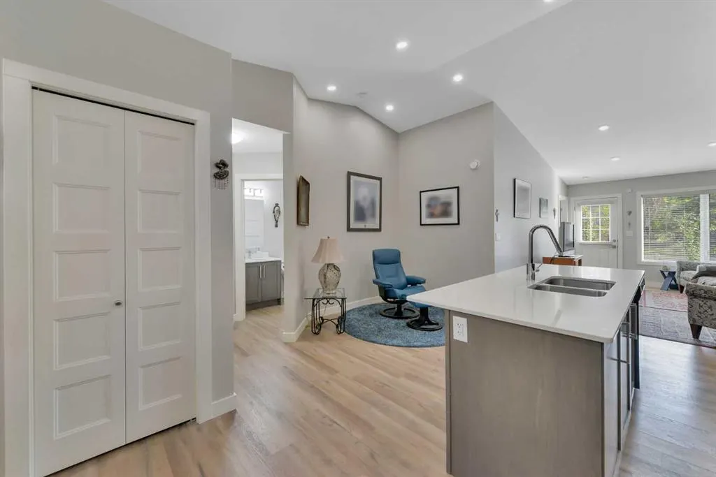 45 Golden Crescent