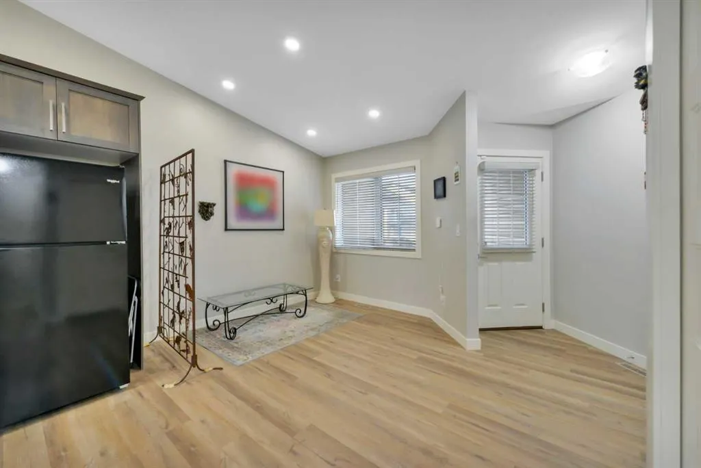 45 Golden Crescent