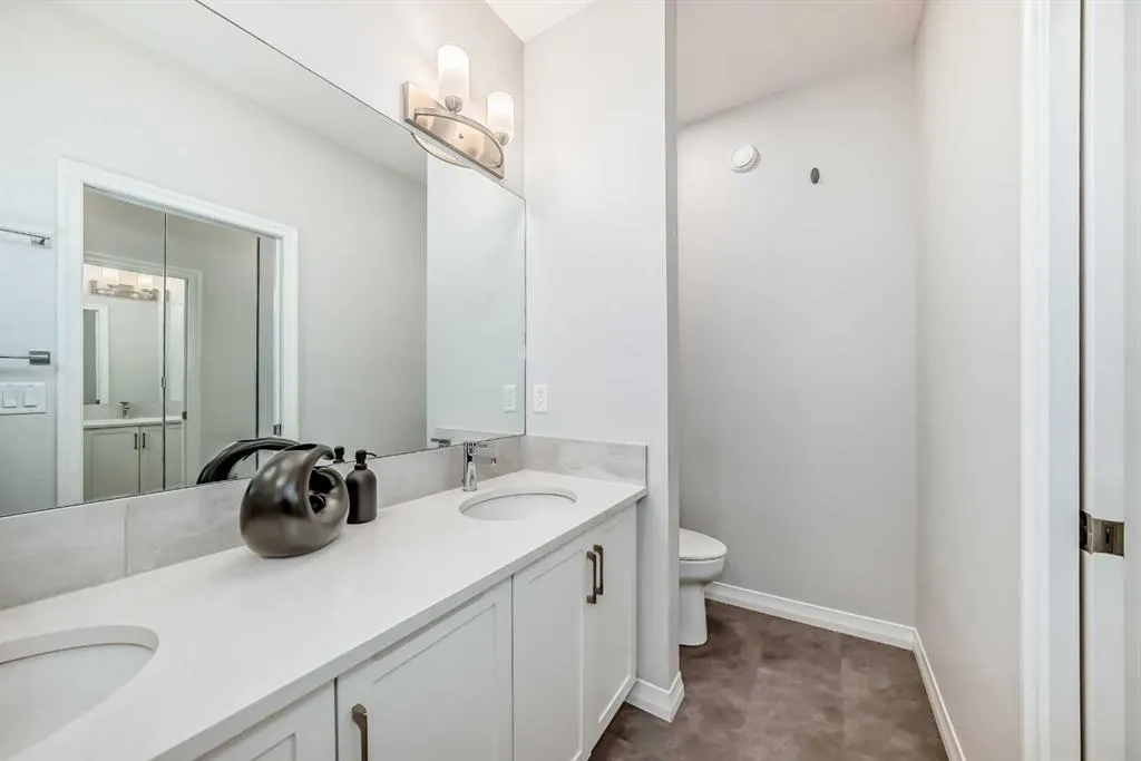 1941 Mahogany Boulevard SE
