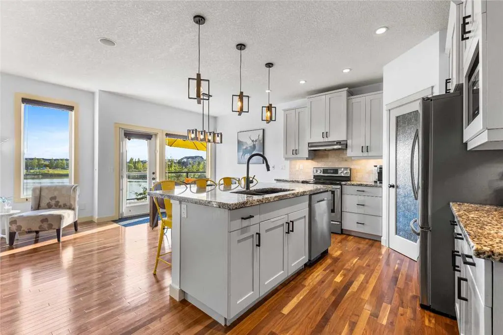 444 Silverado Range Place SW