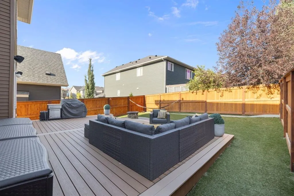 15 Nolanshire Crescent NW