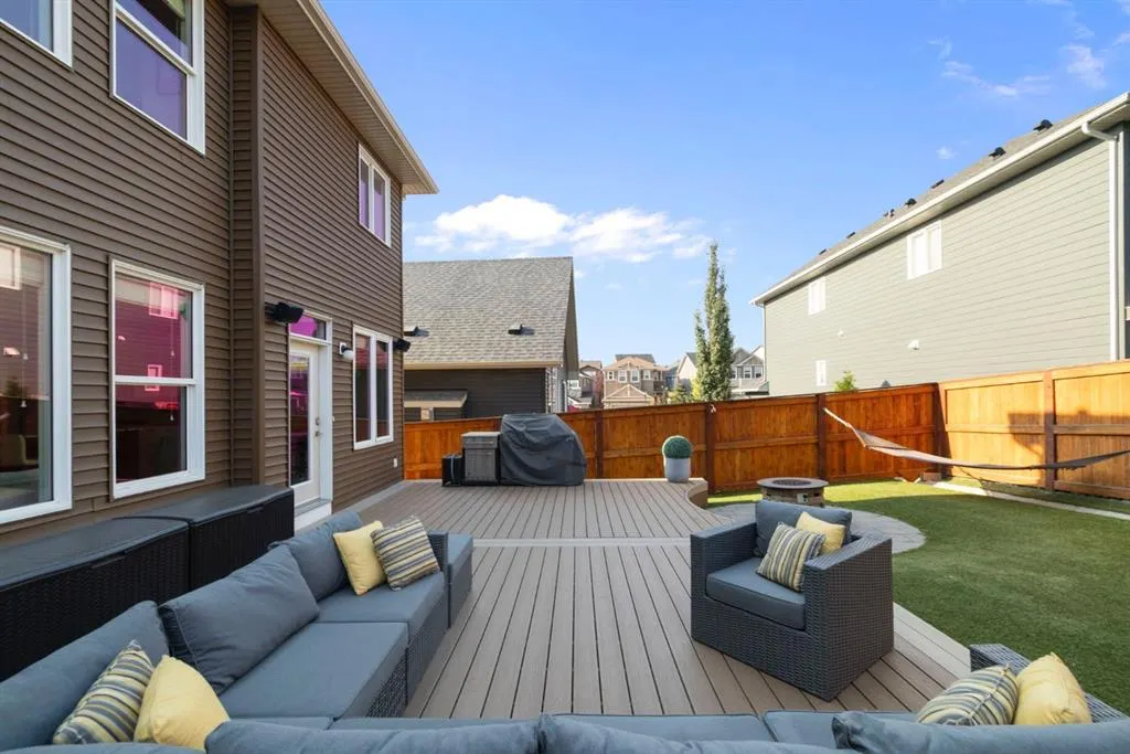 15 Nolanshire Crescent NW