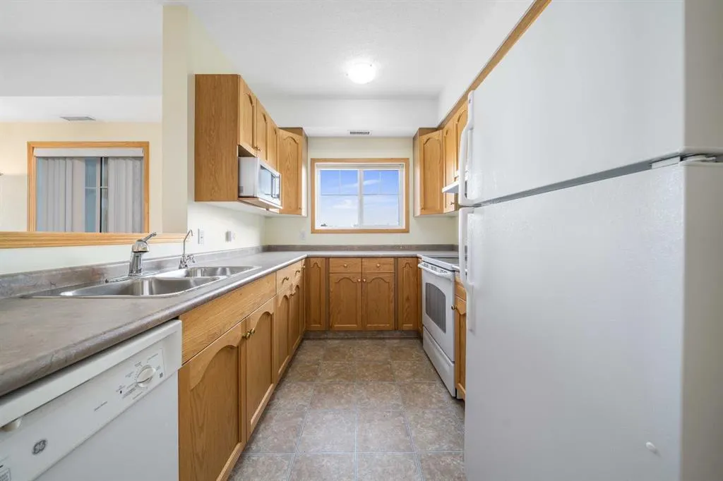 194 Sunrise Circle SW, #210