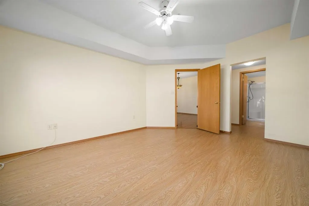 194 Sunrise Circle SW, #210