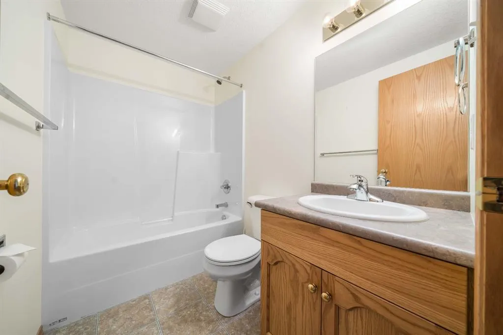 194 Sunrise Circle SW, #210