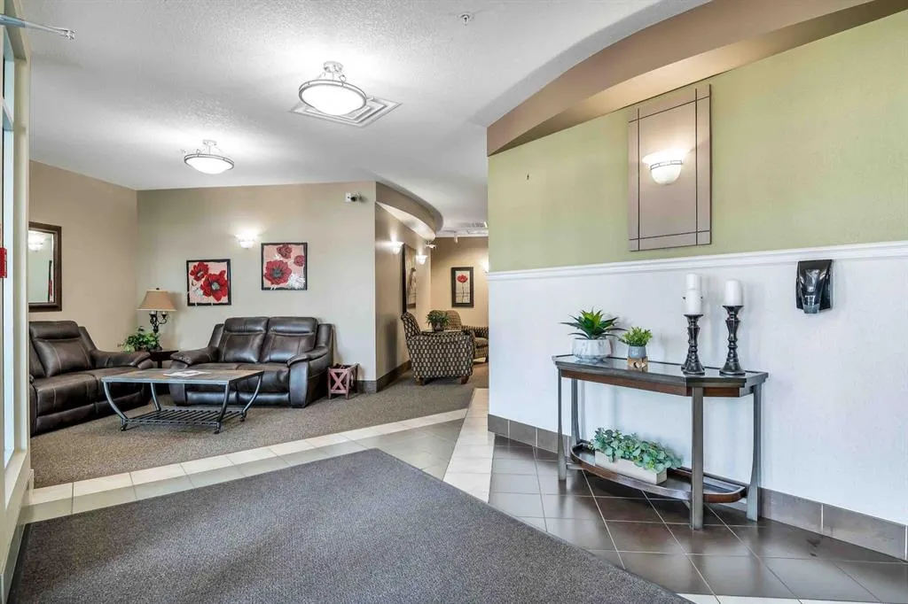 194 Sunrise Circle SW, #210