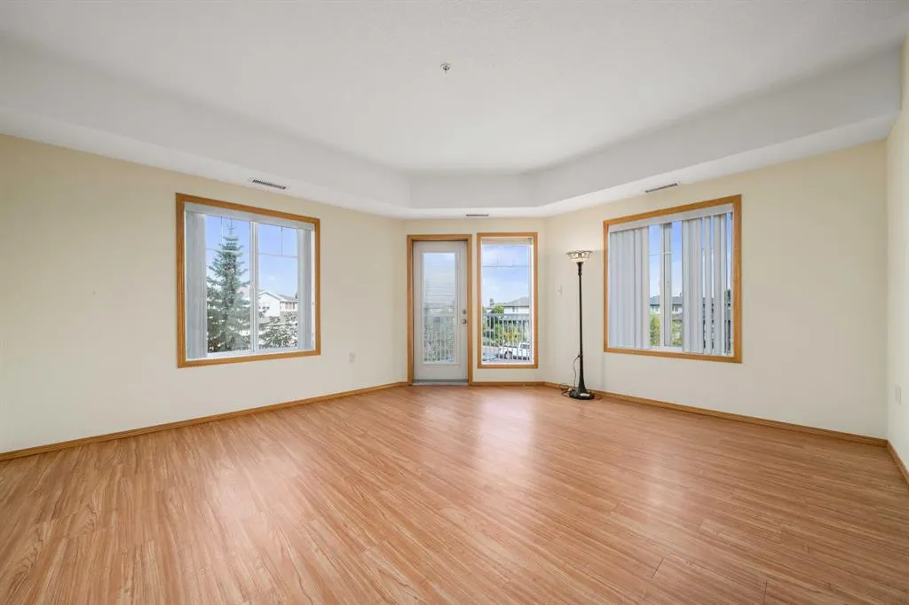 194 Sunrise Circle SW, #210