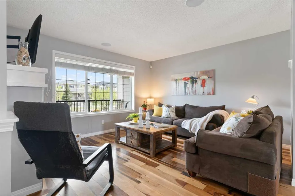 37 Legacy Gate SE