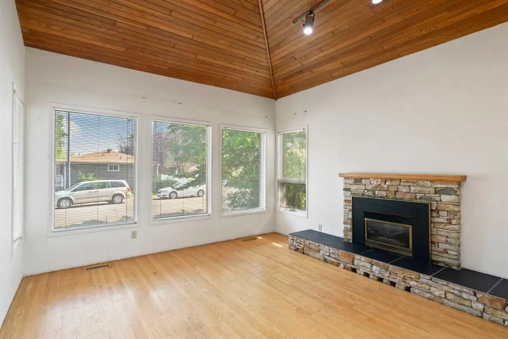 34 Kendall Place SW