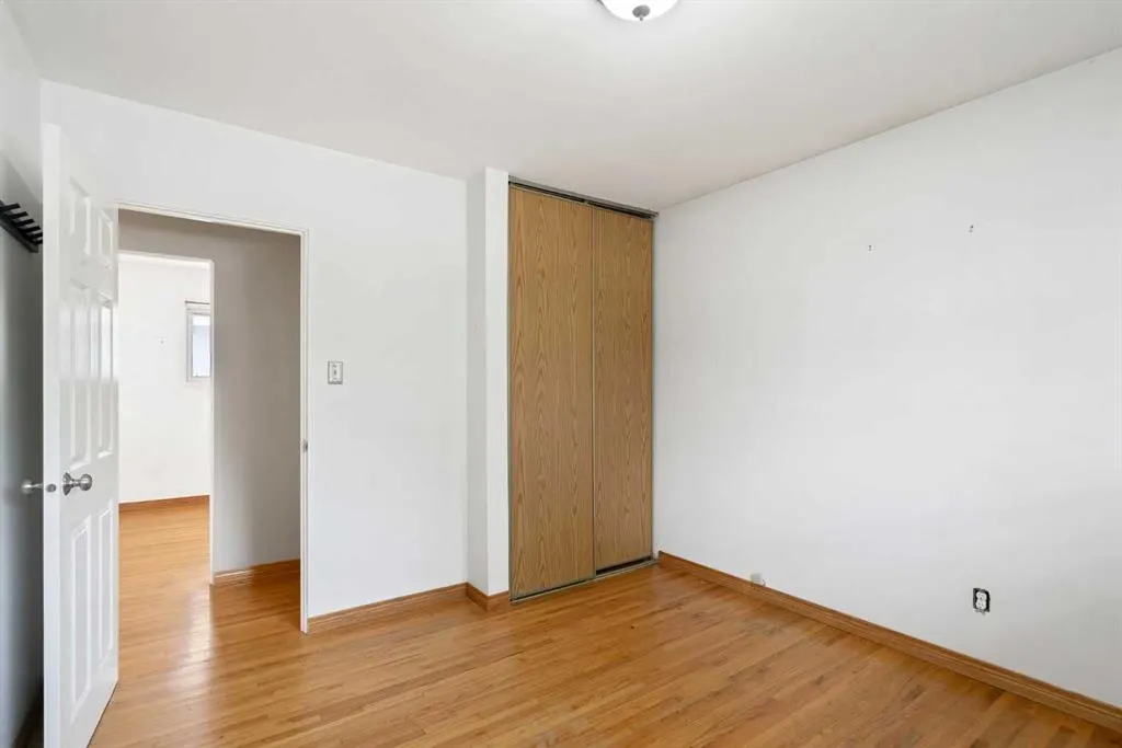 34 Kendall Place SW
