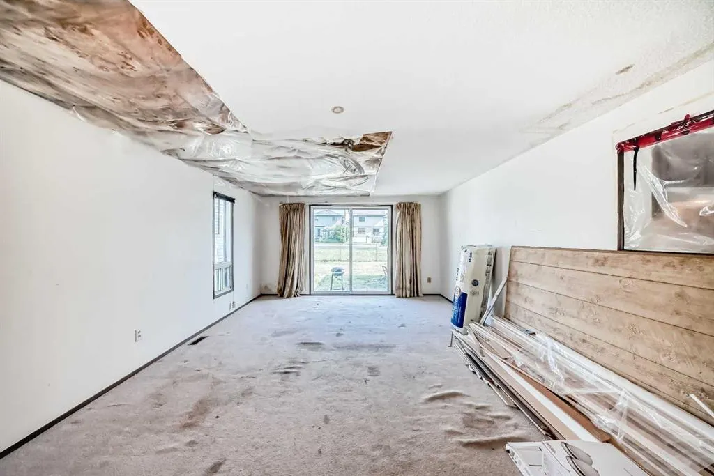 100 Spring Haven Close SE