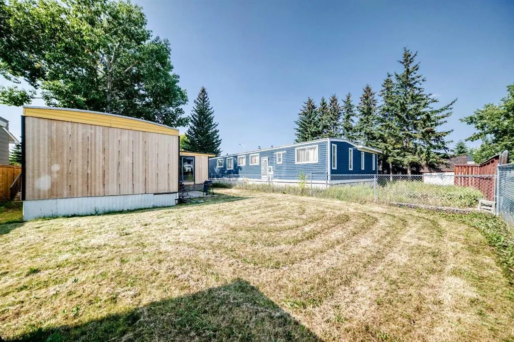 100 Spring Haven Close SE