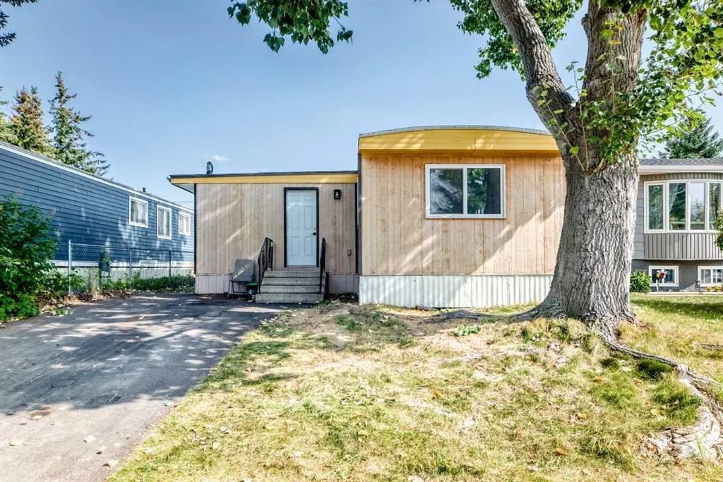 100 Spring Haven Close SE