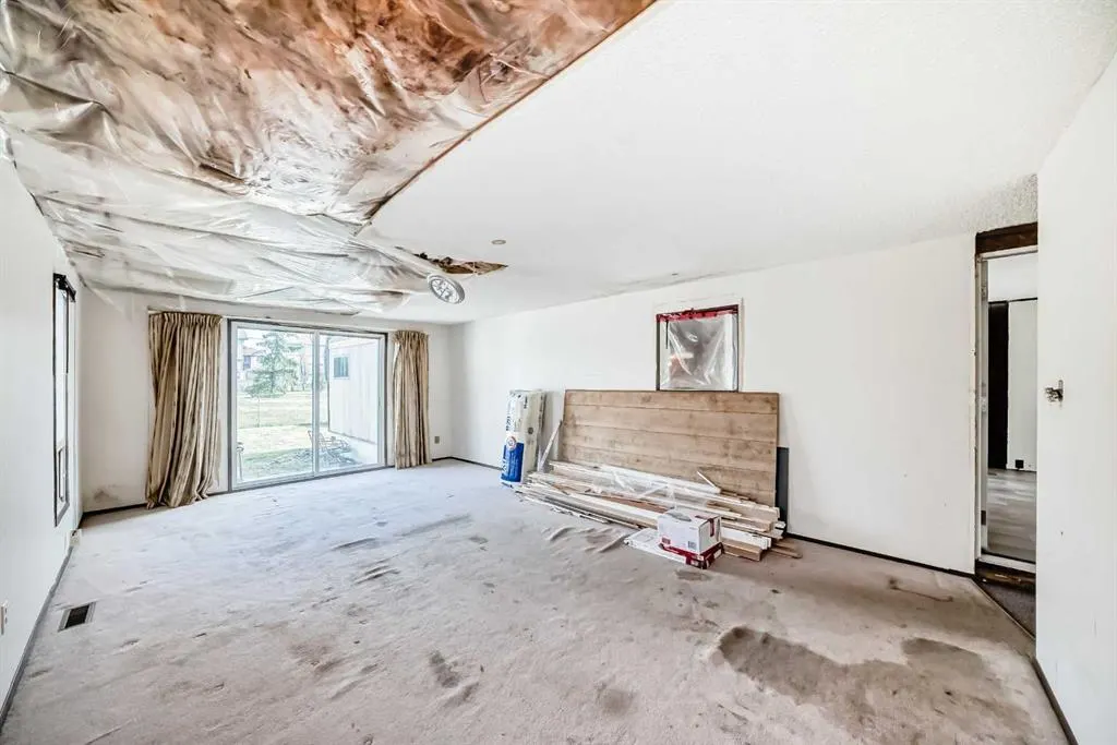 100 Spring Haven Close SE
