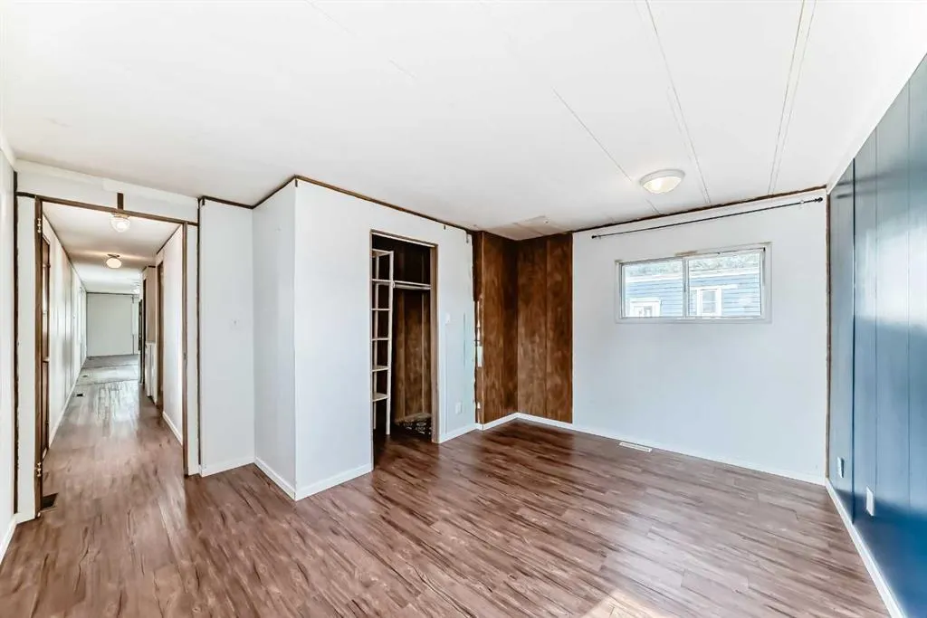 100 Spring Haven Close SE