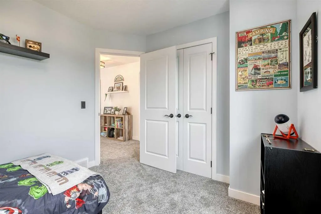 227 Reunion Court NW