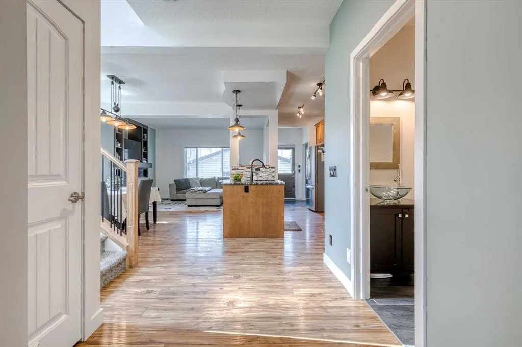 227 Reunion Court NW