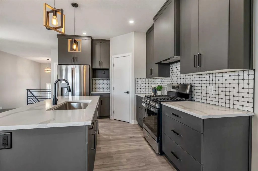 413 Rivergrove Chase W