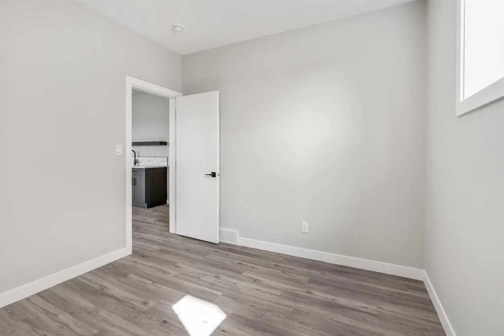 413 Rivergrove Chase W