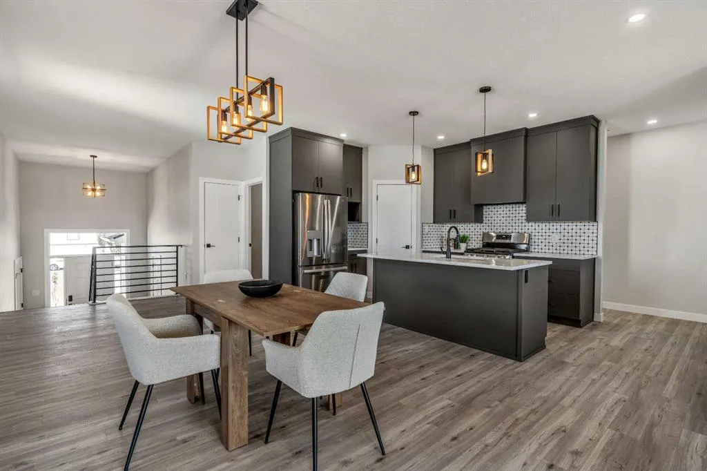 413 Rivergrove Chase W