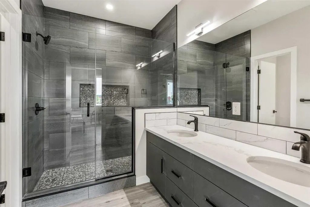 413 Rivergrove Chase W