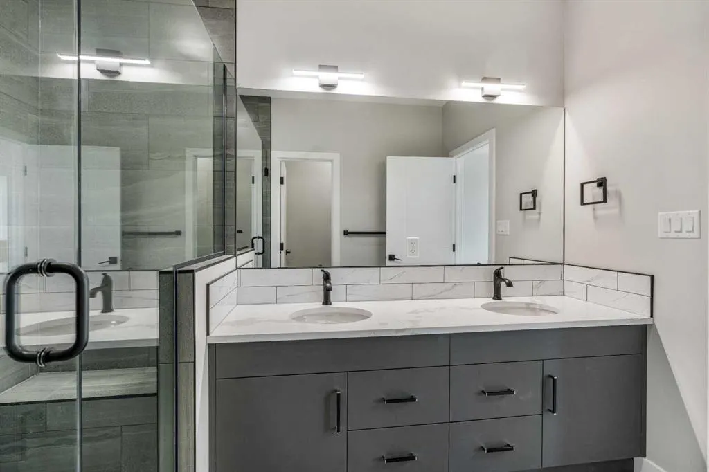 413 Rivergrove Chase W