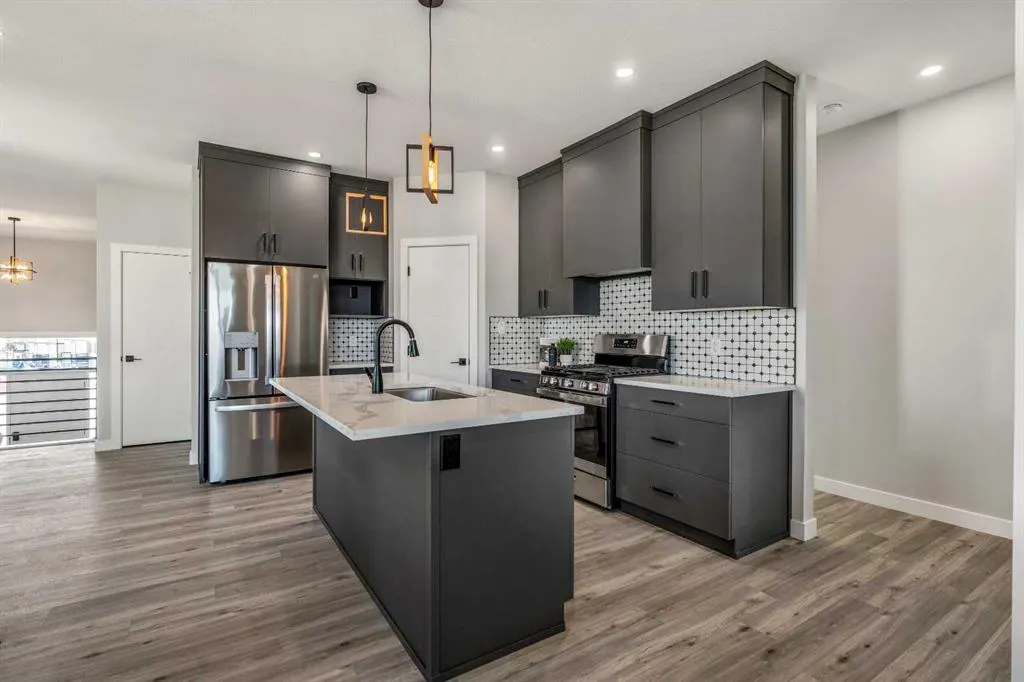 413 Rivergrove Chase W