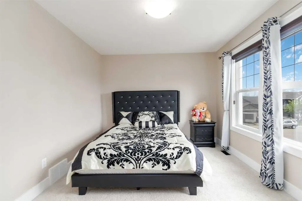 110 Merganser Crescent
