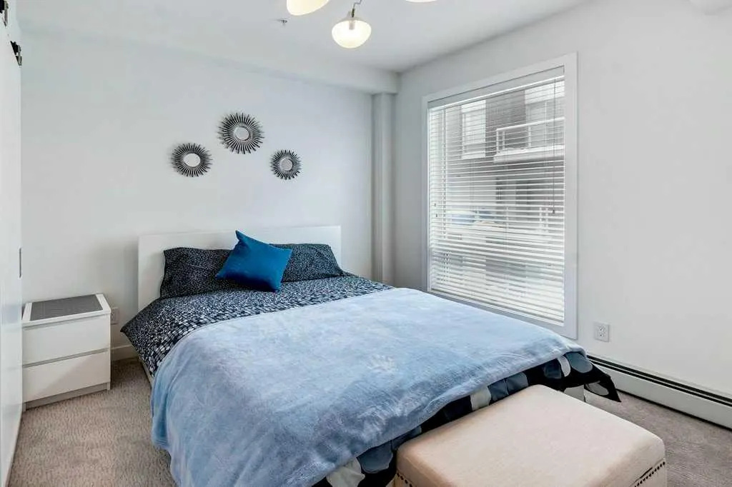 3130 Thirsk Street NW, #206