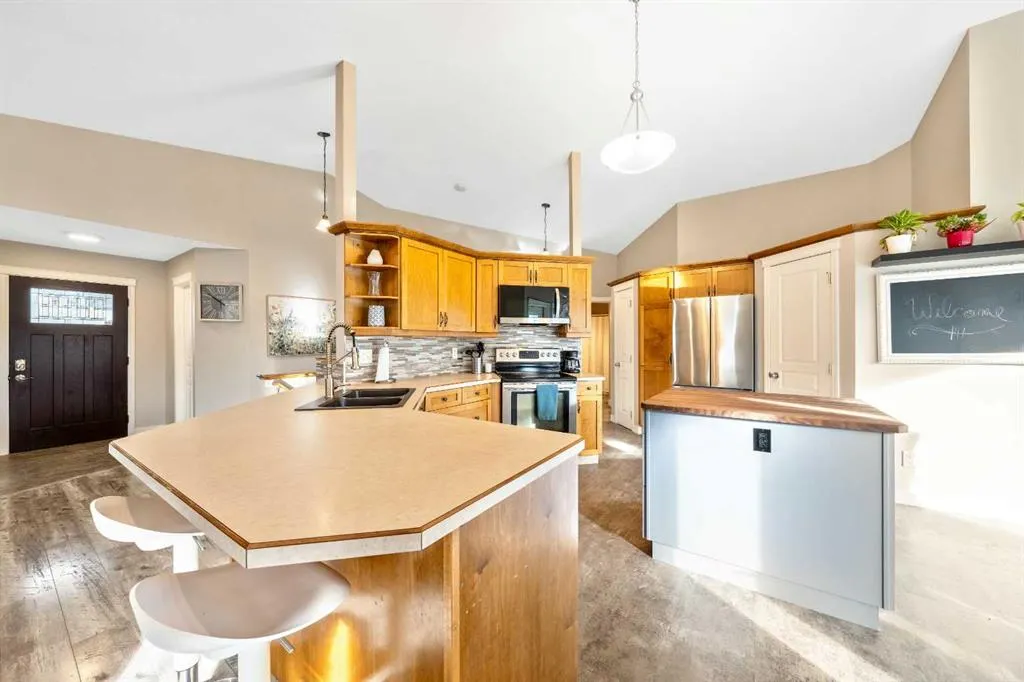 1607 Sunshine Close SE