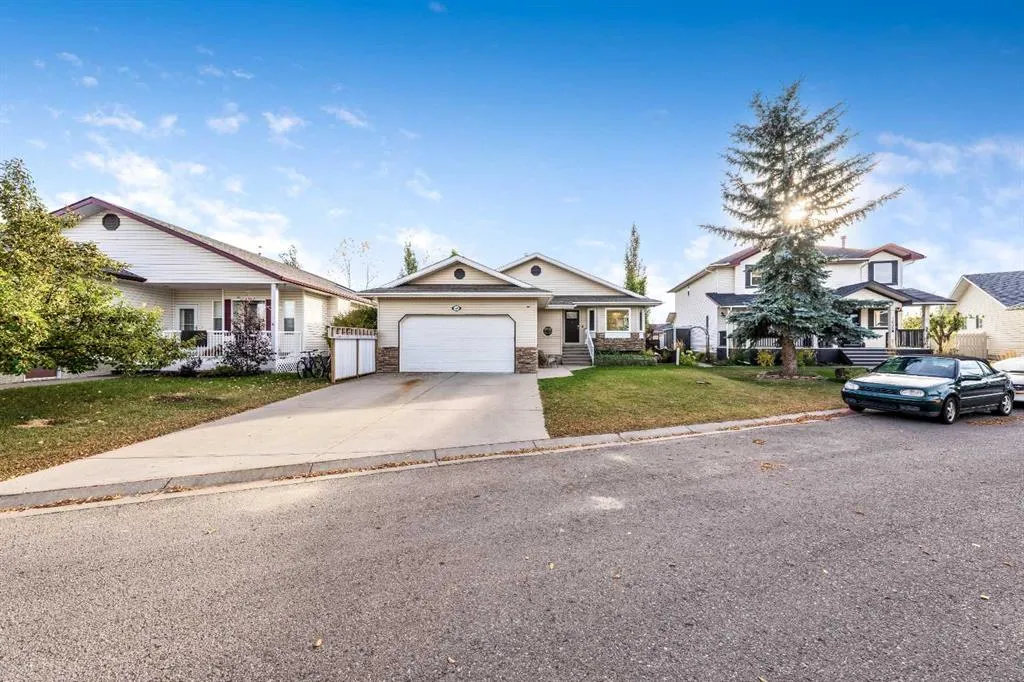 1607 Sunshine Close SE