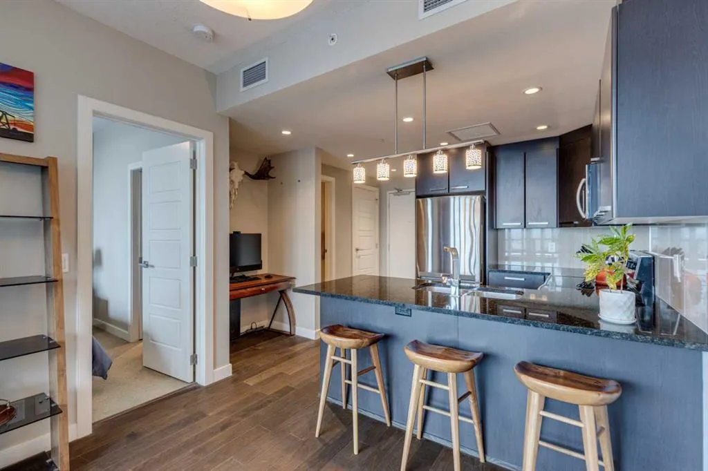 225 11 Avenue SE, #2709