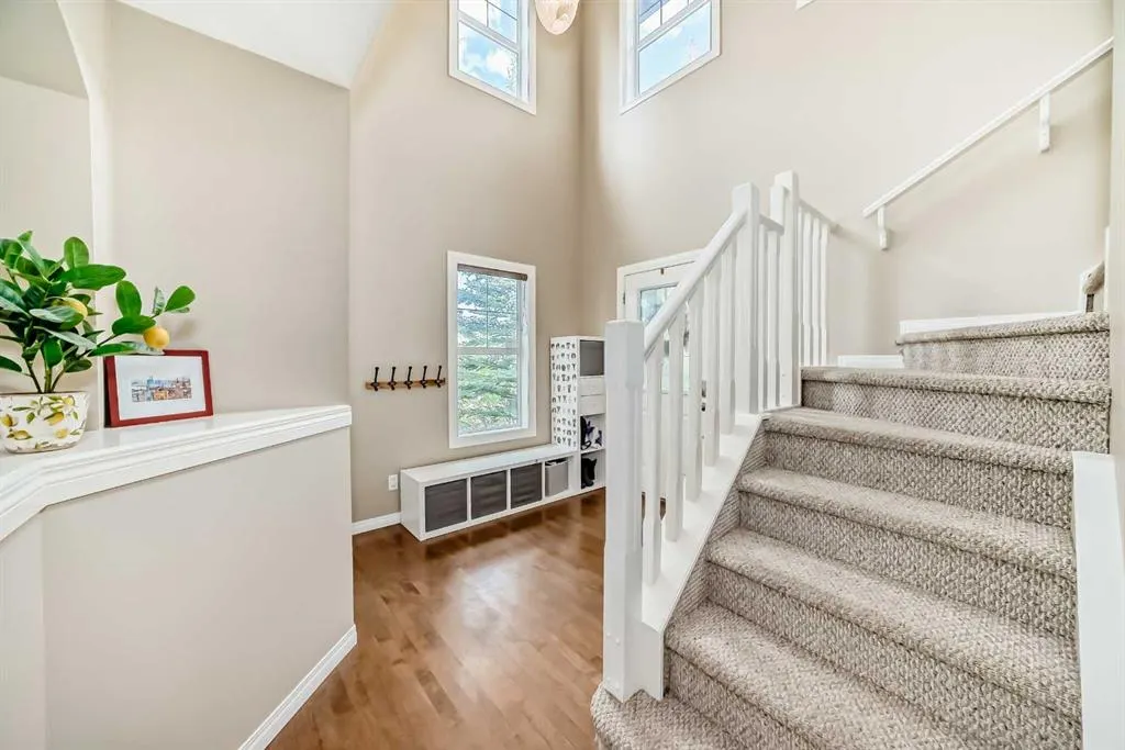 23 Rockyspring Green NW
