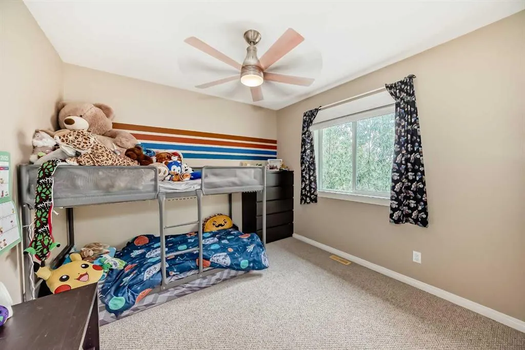 23 Rockyspring Green NW