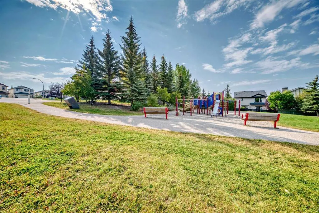 23 Rockyspring Green NW