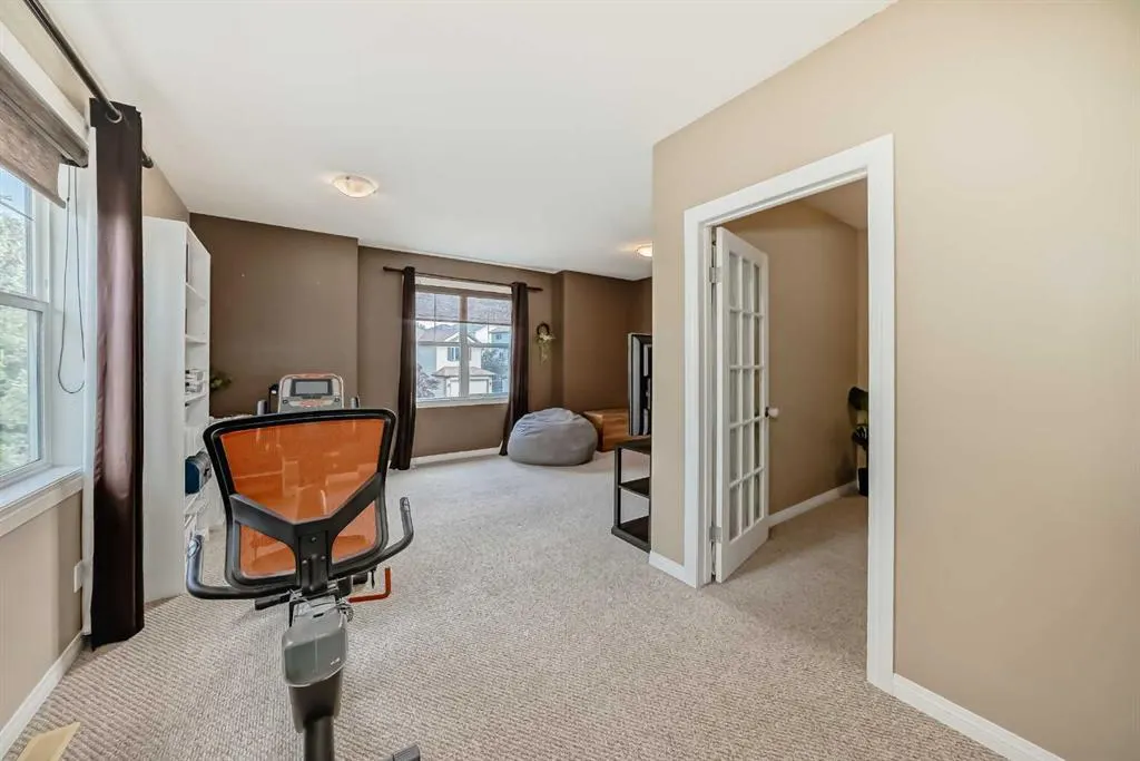 23 Rockyspring Green NW