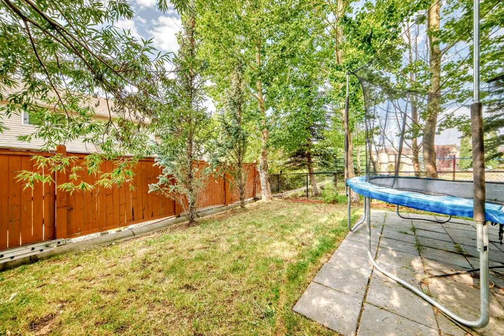 23 Rockyspring Green NW