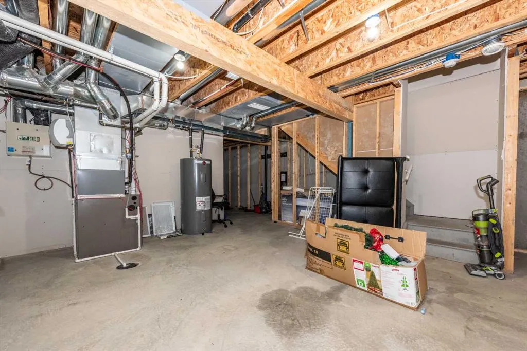 324 Carrington Way NW