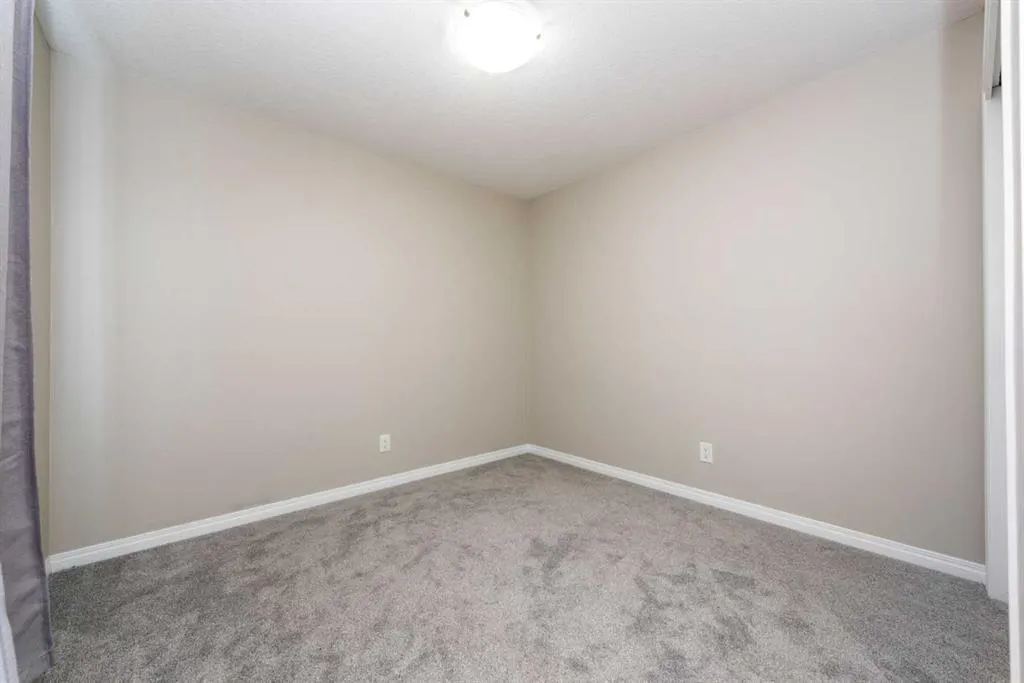 324 Carrington Way NW