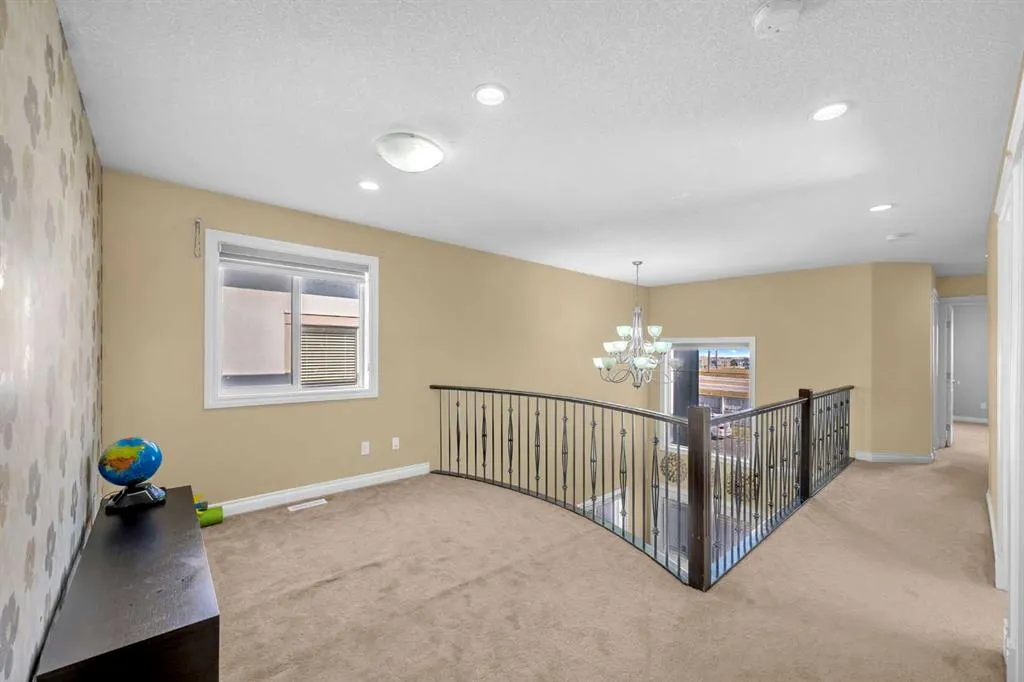 217 Taralake Manor NE