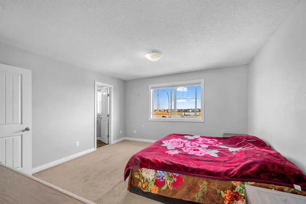 217 Taralake Manor NE