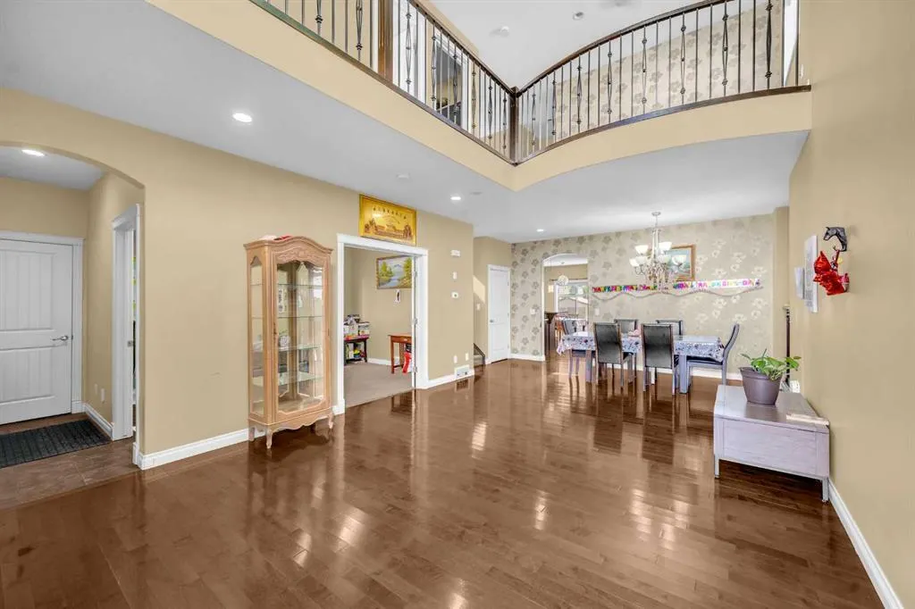217 Taralake Manor NE