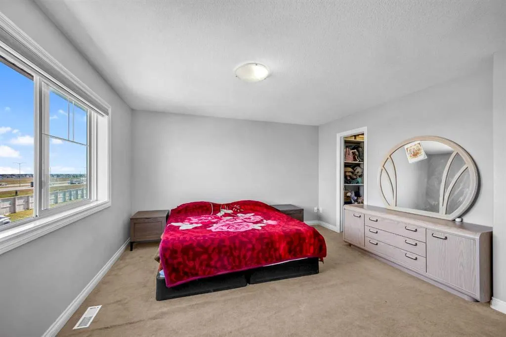 217 Taralake Manor NE