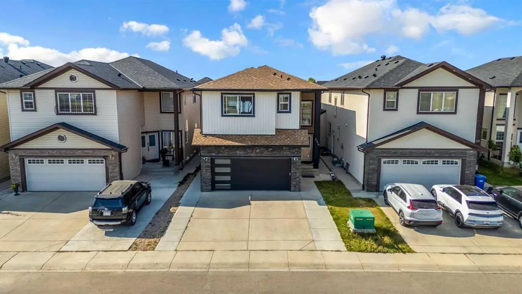 217 Taralake Manor NE