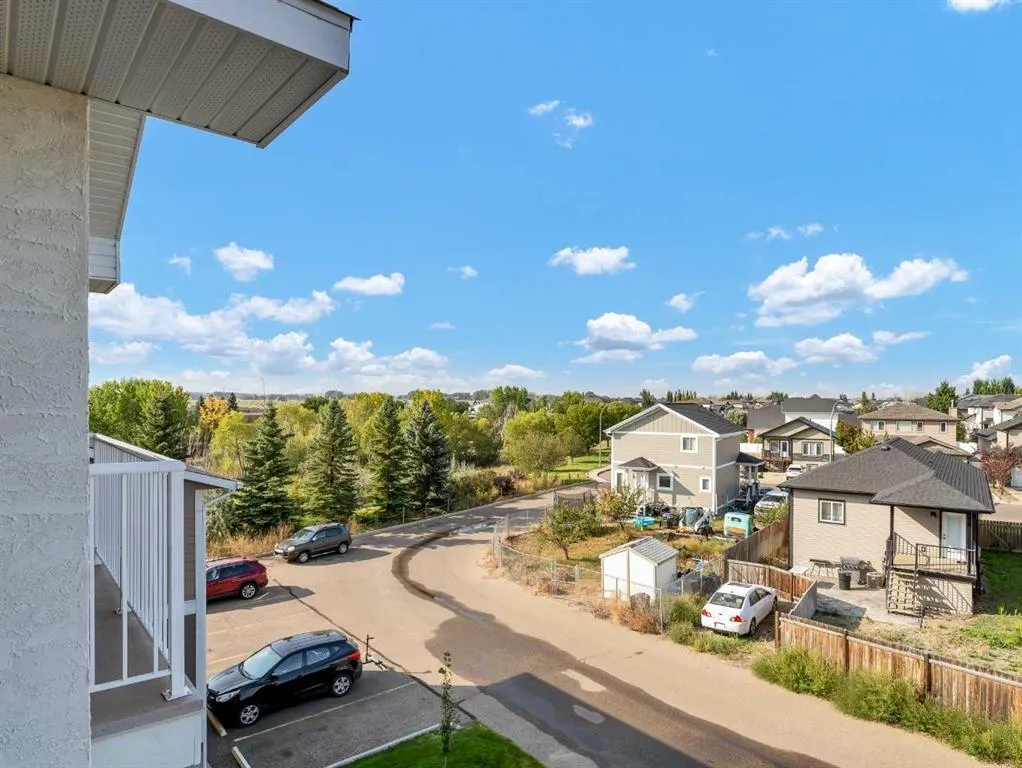 349 Southlands Pointe SE