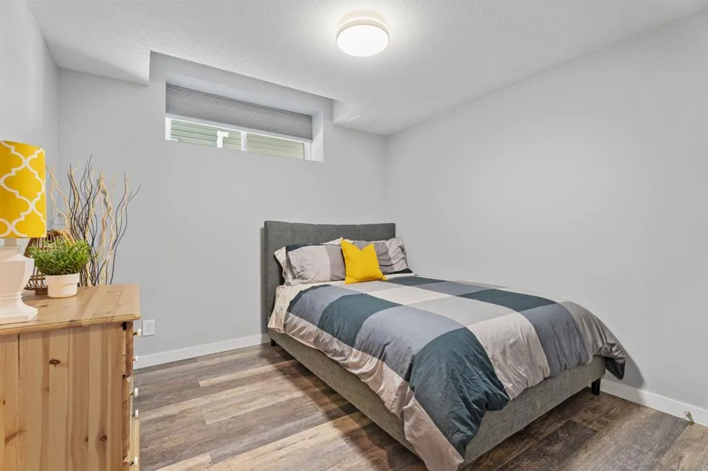 106 Mount Rae Heights