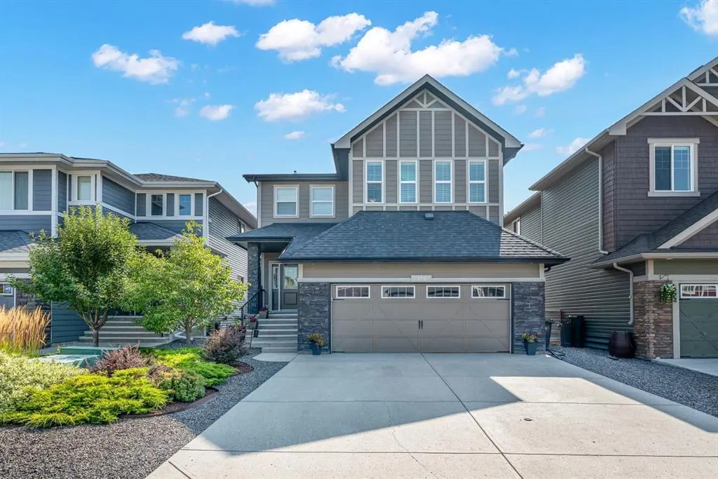 106 Mount Rae Heights