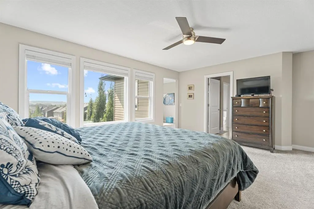 106 Mount Rae Heights